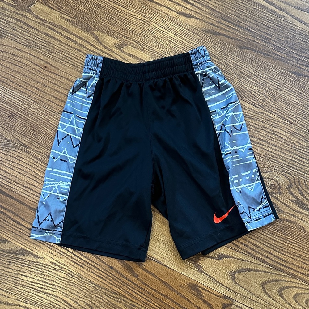 GUC Nike Dri Fit Black Shorts with Gray Patterned Sides; 6-7